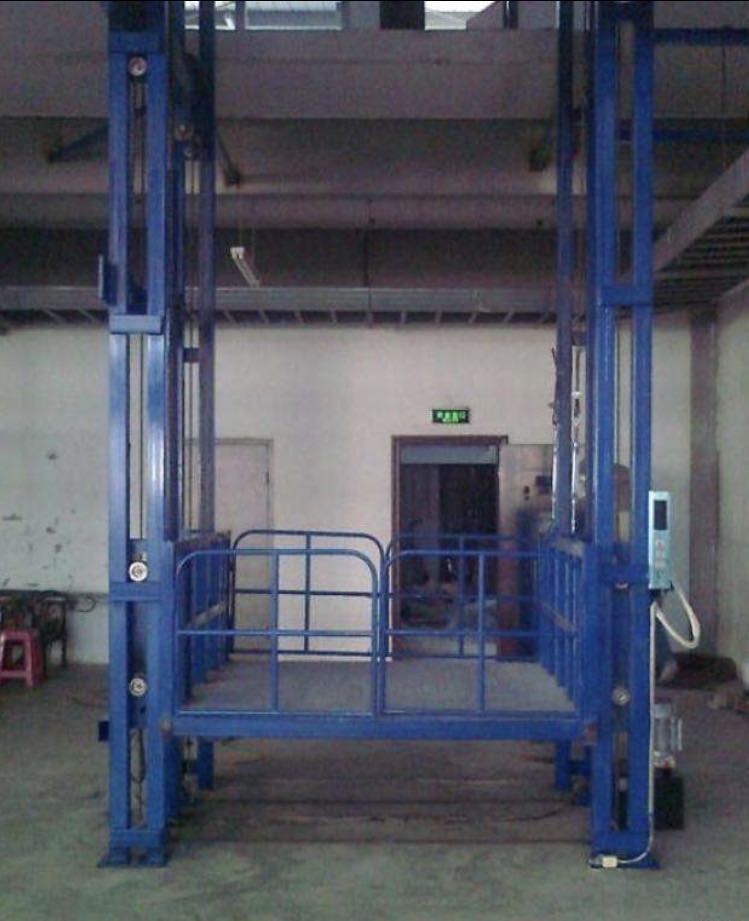 液压升降货梯四个优势